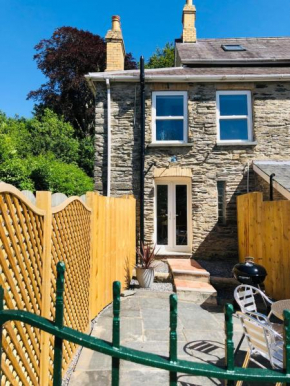 Mount Cottage